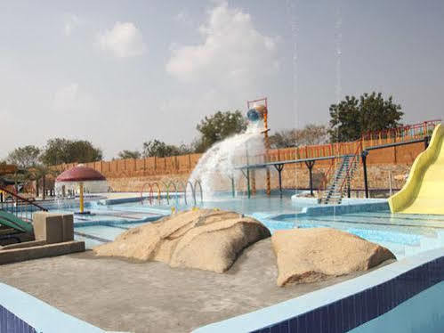 Dream Valley Resort Haïdarabad Extérieur photo